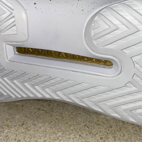 Under Armour Highlight Ace 2.0 Volleyball Shoes - Picture 8 of 10